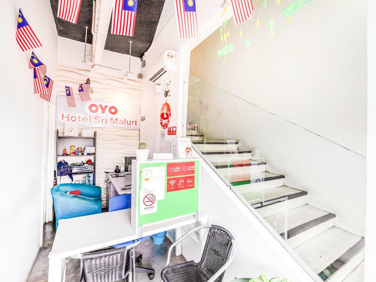 Oyo 220 Hotel Sri Maluri กัวลาลัมเปอร์ ภายนอก รูปภาพ