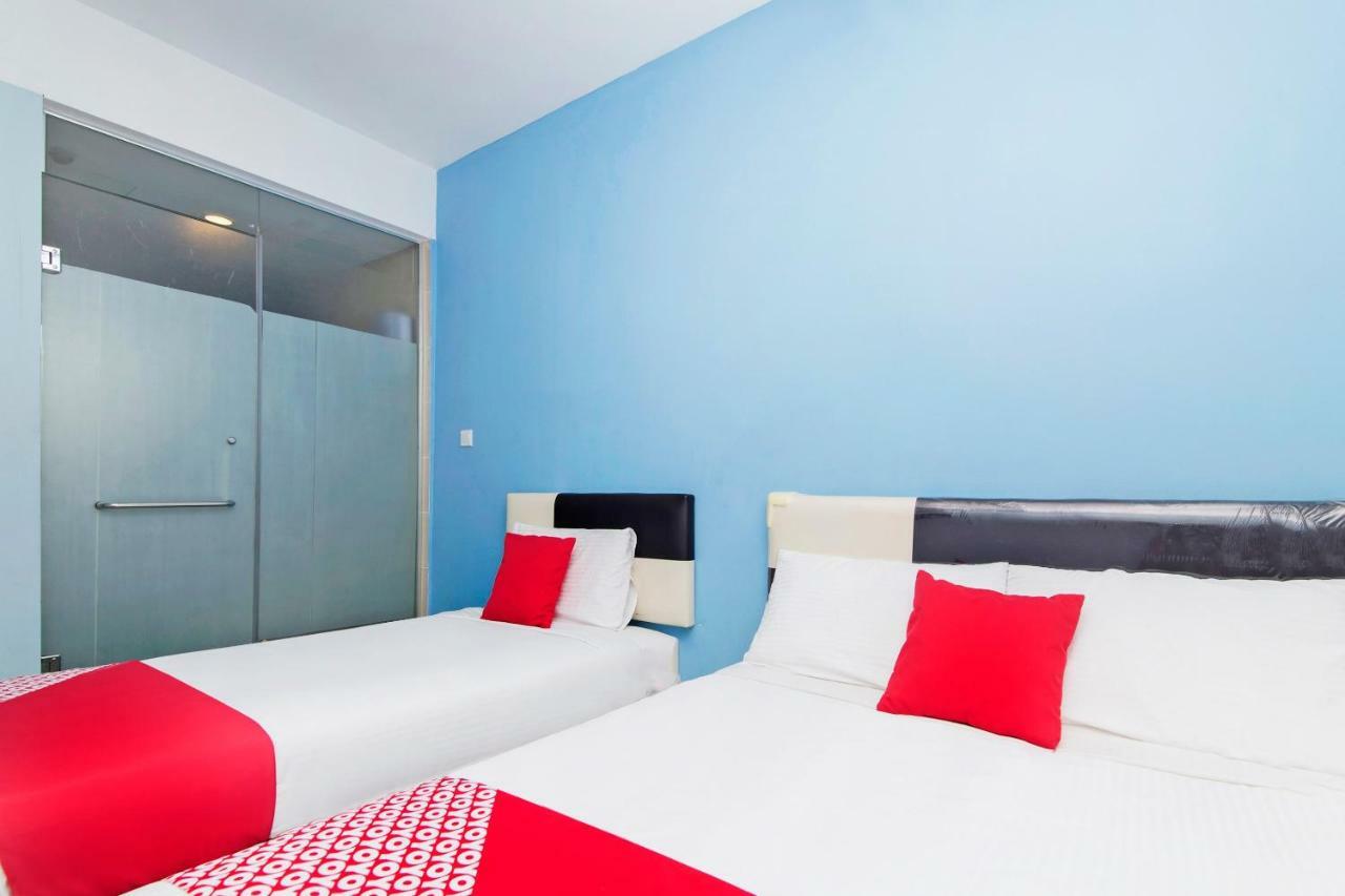Oyo 220 Hotel Sri Maluri กัวลาลัมเปอร์ ภายนอก รูปภาพ