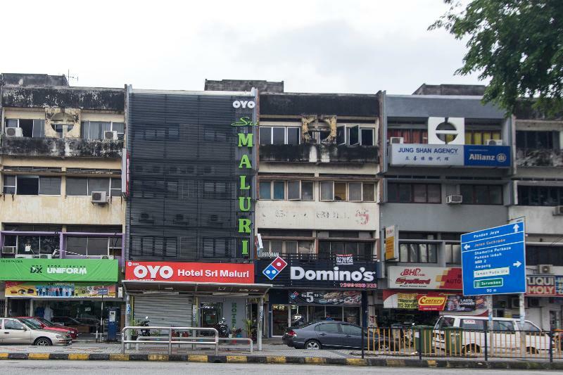 Oyo 220 Hotel Sri Maluri กัวลาลัมเปอร์ ภายนอก รูปภาพ