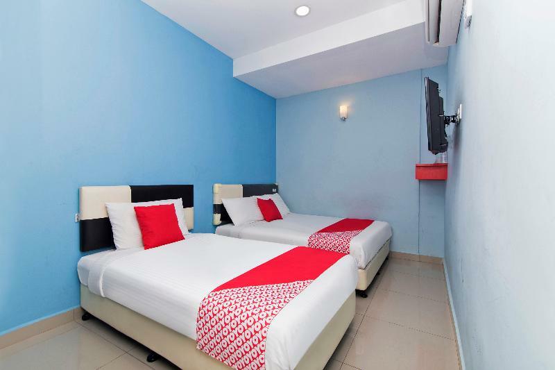 Oyo 220 Hotel Sri Maluri กัวลาลัมเปอร์ ภายนอก รูปภาพ